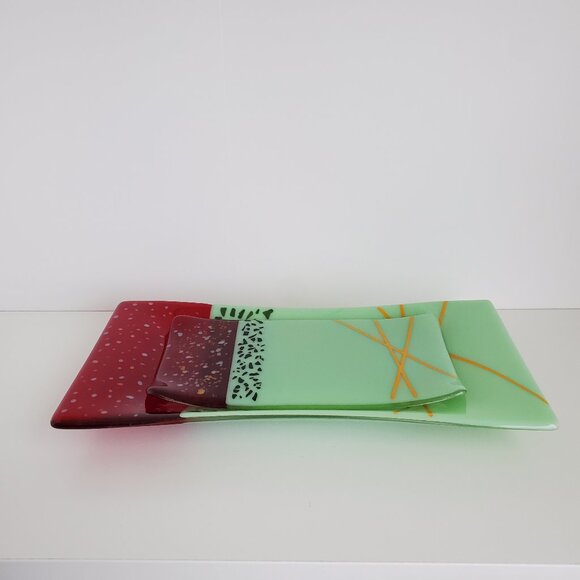 Vintage Fused Glass Serving Platters Mint Green Opaque Red Decorative Party Two - Picture 4 of 9